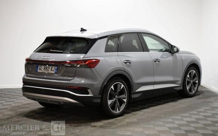 AUDI Q4 GRIS GL-882-XJ