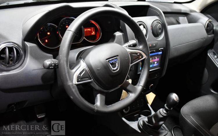 DACIA DUSTER TCE 125 4X4 LAUREATE PLUS MARRON GM-096-VS