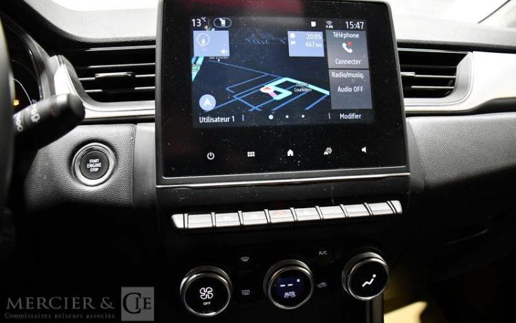 RENAULT CAPTUR TECHNO E-TECH FULL HYBRID 145 GRIS GM-779-MH