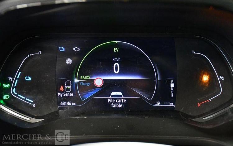 RENAULT CAPTUR TECHNO E-TECH FULL HYBRID 145 GRIS GM-779-MH