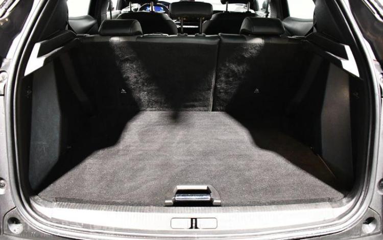 PEUGEOT 2008 ALLURE PACK PURE TECH GRIS GN-355-RC