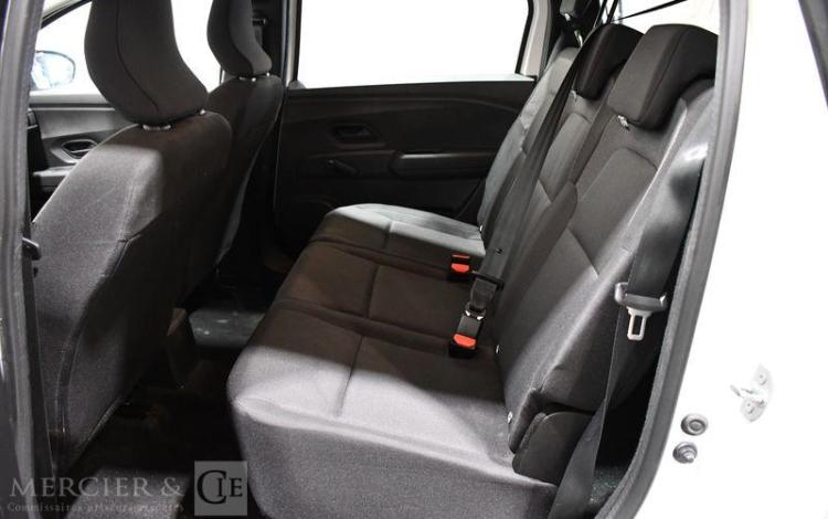 DACIA JOGGER ESSENTIAL TCE 110 7PL BLANC GN-734-TD