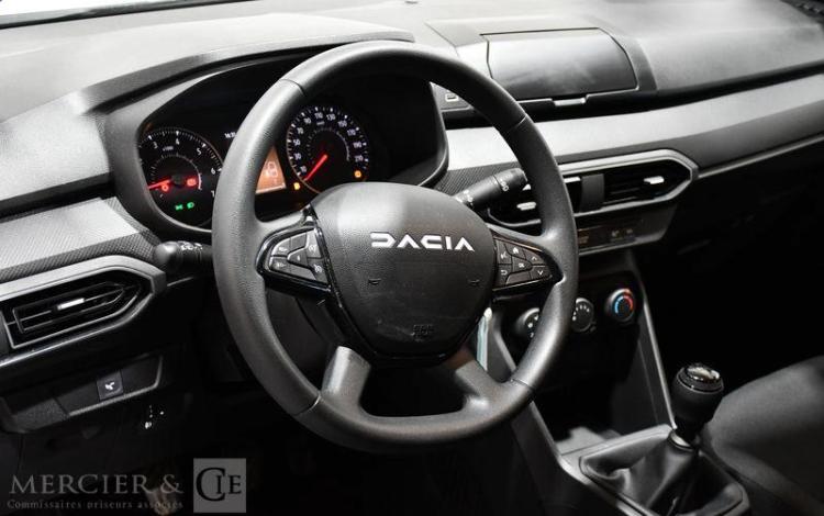DACIA JOGGER ESSENTIAL TCE 110 7PL BLANC GN-734-TD