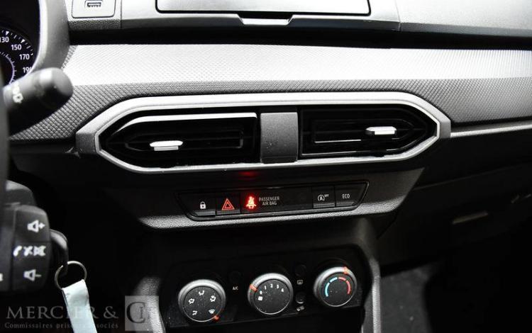 DACIA JOGGER ESSENTIAL TCE 110 7PL BLANC GN-734-TD