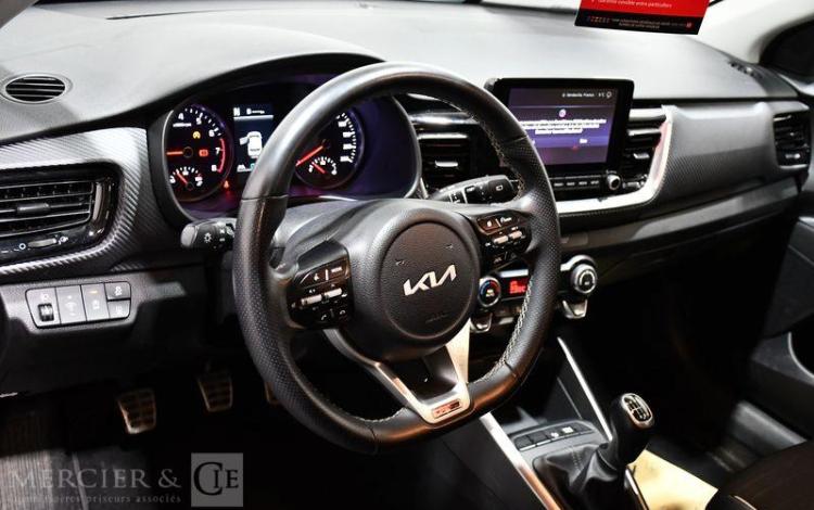 KIA STONIC GT LINE NOIR GN-823-TS