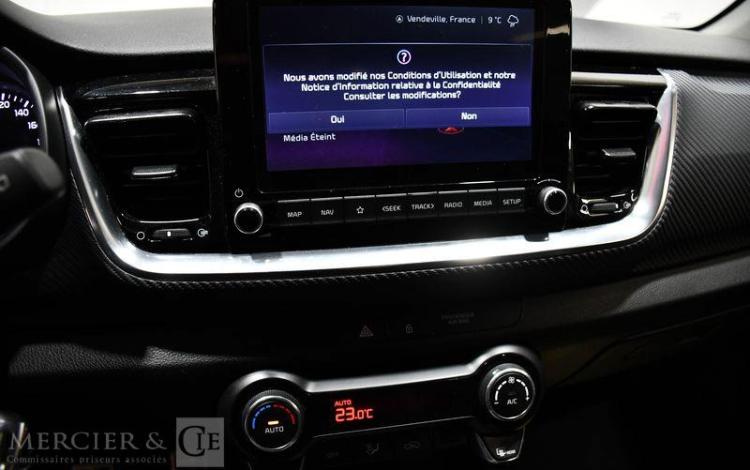 KIA STONIC GT LINE NOIR GN-823-TS