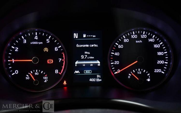 KIA STONIC GT LINE NOIR GN-823-TS