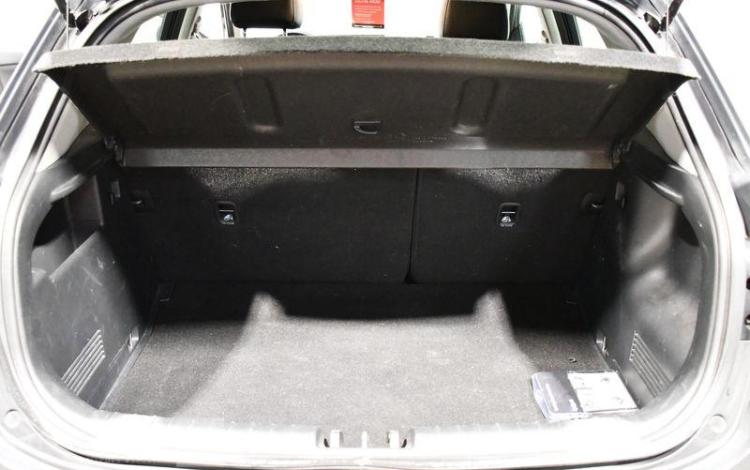 KIA STONIC GT LINE GRIS GP-364-RF