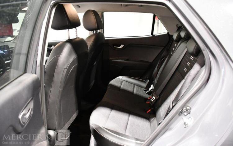 KIA STONIC GT LINE GRIS GP-364-RF