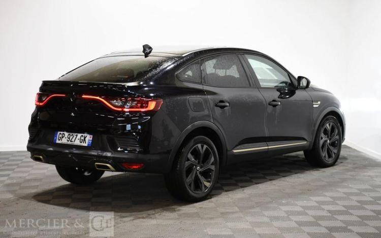 RENAULT ARKANA E-TECH ENGINEERED HYBRIDE 145 NOIR GP-927-GK