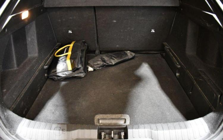 RENAULT ARKANA E-TECH ENGINEERED HYBRIDE 145 NOIR GP-927-GK