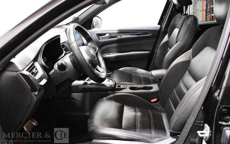 RENAULT ARKANA E-TECH ENGINEERED HYBRIDE 145 NOIR GP-927-GK