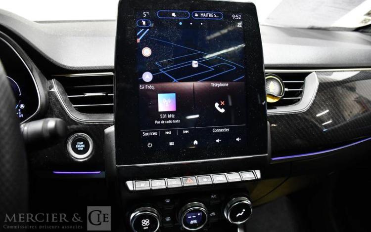 RENAULT ARKANA E-TECH ENGINEERED HYBRIDE 145 NOIR GP-927-GK