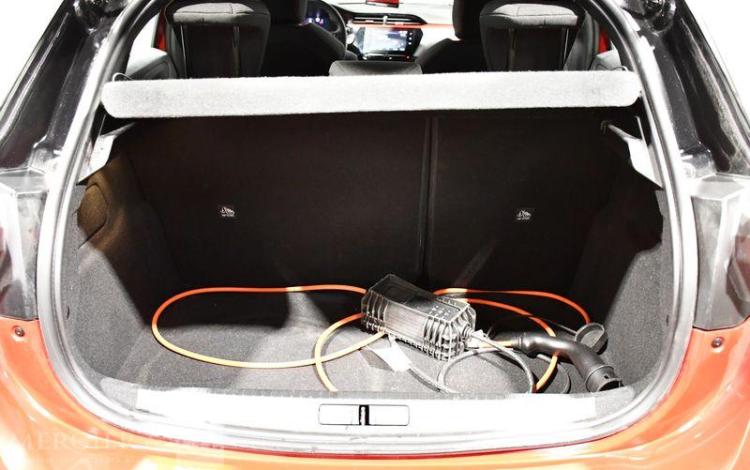 OPEL CORSA e-136ch ROUGE GQ-372-WL