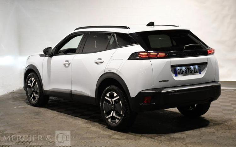PEUGEOT 2008 ALLURE PURETECH BLANC GQ-878-ZL