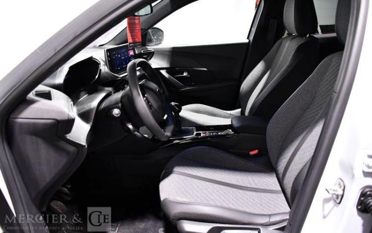 PEUGEOT 2008 ALLURE PURETECH BLANC GQ-878-ZL