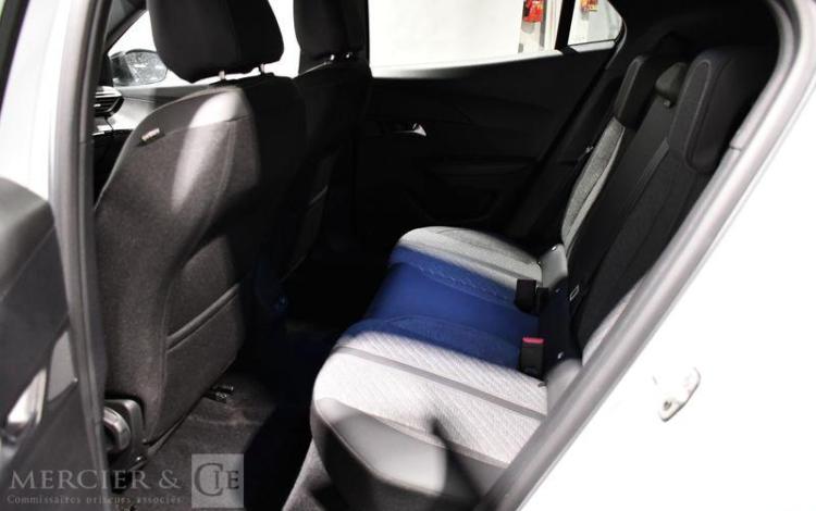 PEUGEOT 2008 ALLURE PURETECH BLANC GQ-878-ZL