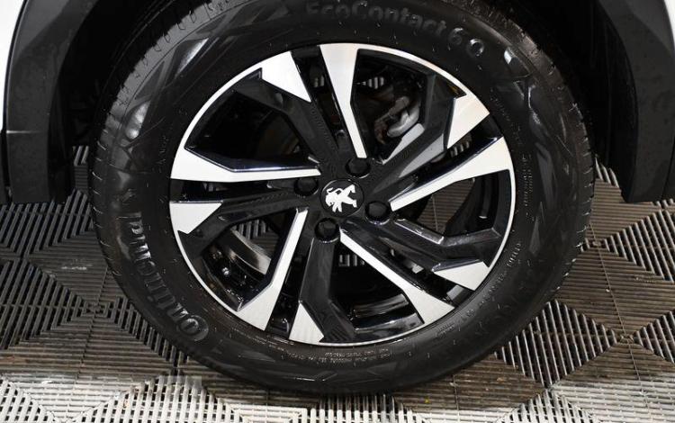 PEUGEOT 2008 ALLURE PACK PURETECH  GQ-939-LW