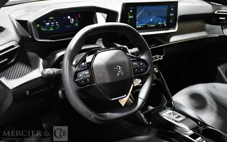 PEUGEOT 2008 ALLURE PACK PURETECH  GQ-939-LW