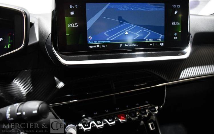 PEUGEOT 2008 ALLURE PACK PURETECH  GQ-939-LW