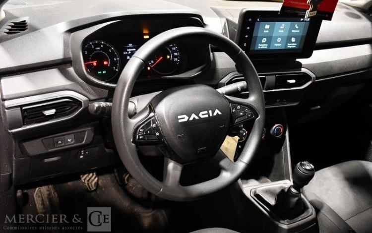 DACIA SANDERO 1.0 ECO-G 100ch ESSENTIAL GRIS GR-127-QJ