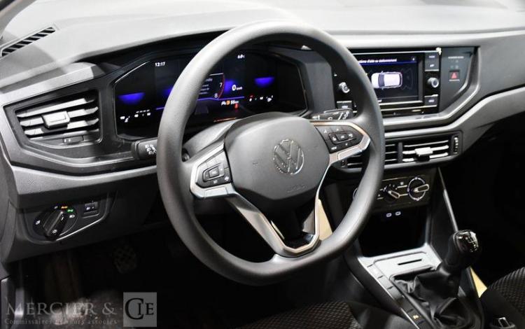 VOLKSWAGEN POLO GRIS GR-470-HK