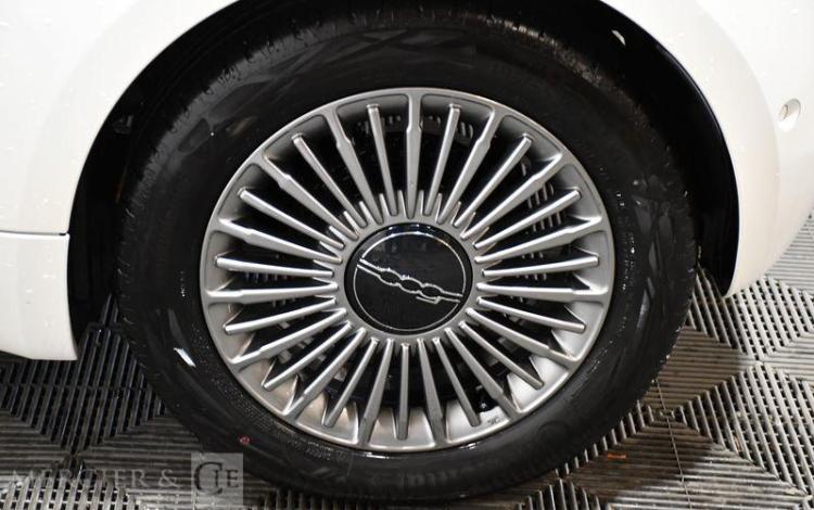FIAT 500e 23kWh 95ch PACK CONFORT BVA BLANC GR-475-SG