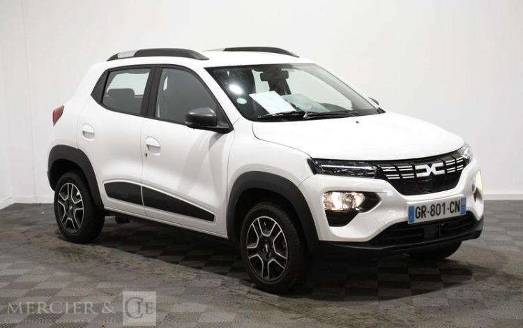 DACIA SPRING ESSENTIAL BLANC GR-801-CN