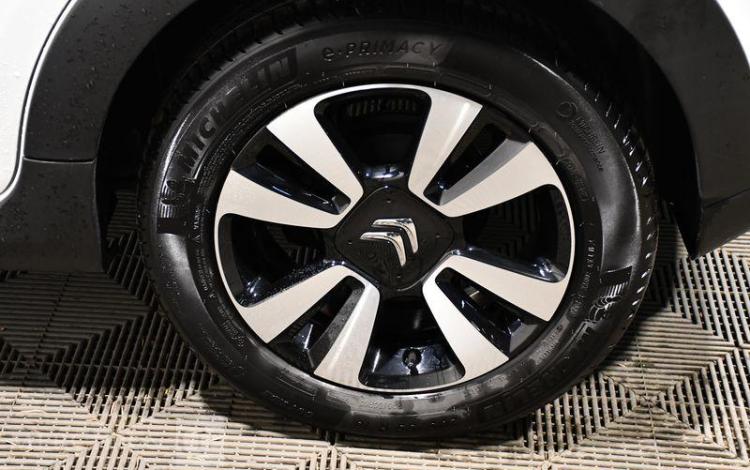 CITROEN C3 1,2 PURE TECH 82 SHINE BLANC GS-626-PM