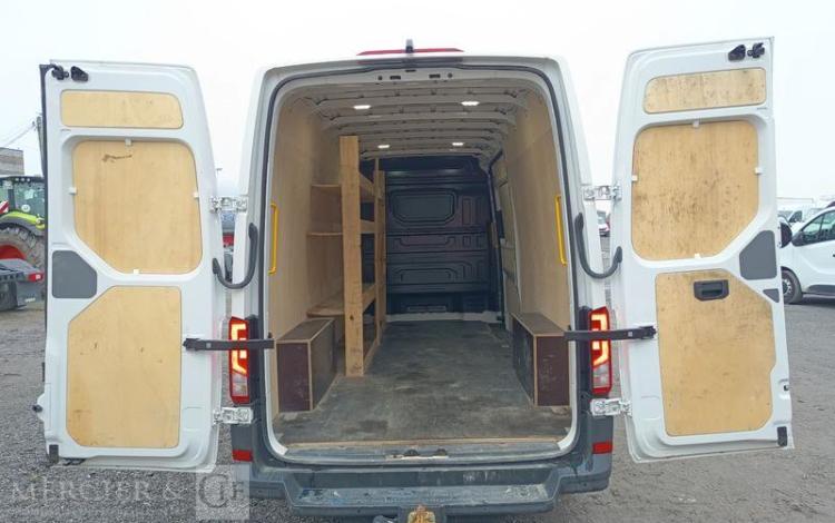 VOLKSWAGEN CRAFTER L4  GS-640-KQ