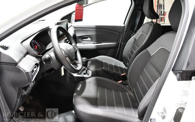 DACIA JOGGER EXPRESSION ECO-G 100 BLANC GS-747-KC