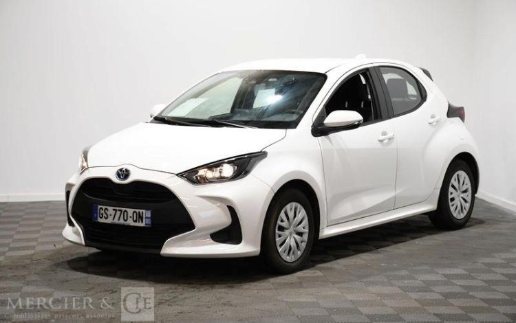 TOYOTA YARIS  GS-770-QN