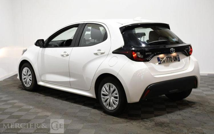 TOYOTA YARIS  GS-770-QN