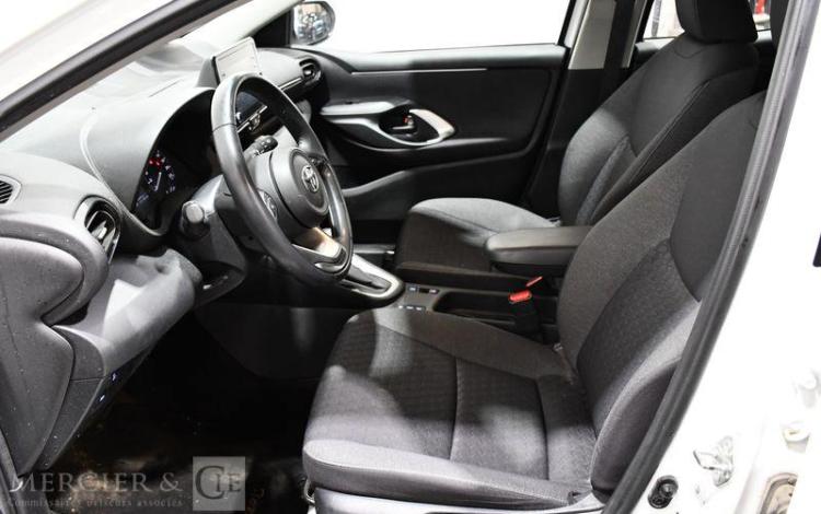 TOYOTA YARIS  GS-770-QN