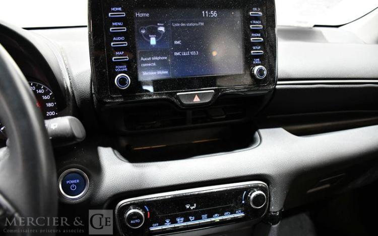 TOYOTA YARIS  GS-770-QN