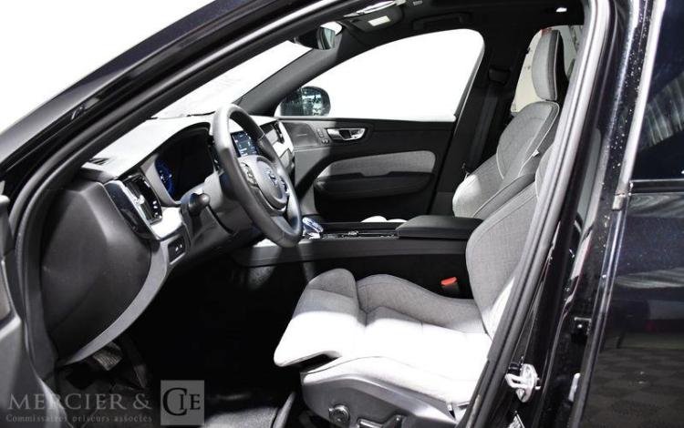 VOLVO XC60 BLANC GS-838-KX