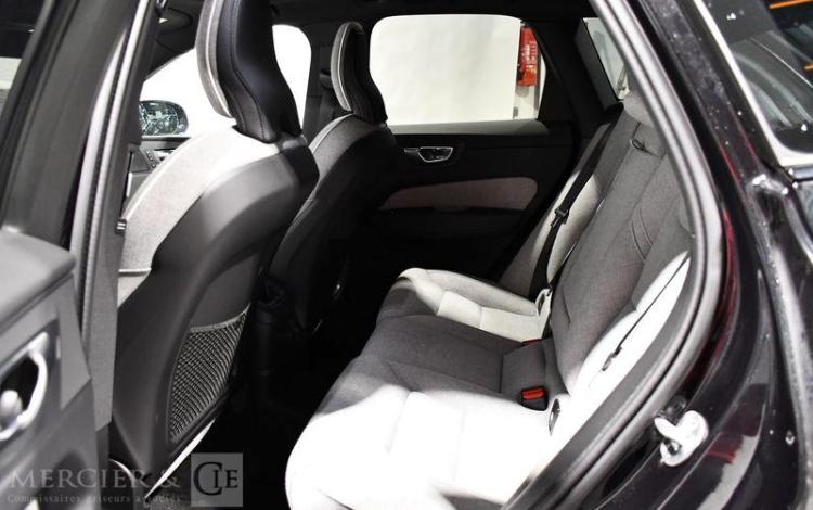 VOLVO XC60 BLANC GS-838-KX