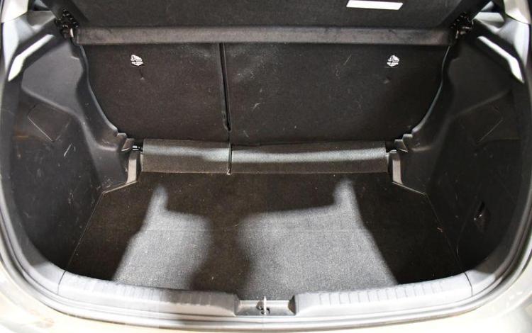 TOYOTA YARIS A,E 70 VVT-I DYNAMIC MY 22  GT-168-DK