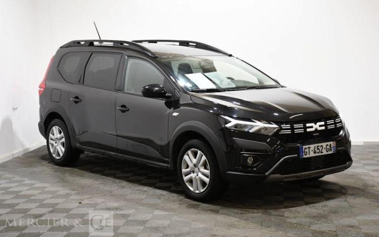 DACIA JOGGER EXPRESSION HYBRID 140 7PL NOIR GT-452-GA