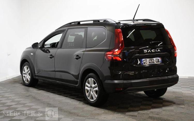 DACIA JOGGER EXPRESSION HYBRID 140 7PL NOIR GT-452-GA