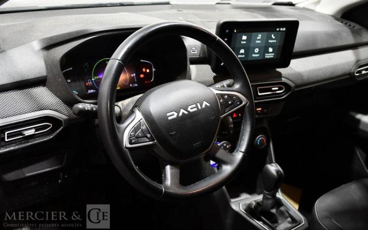 DACIA JOGGER EXPRESSION HYBRID 140 7PL NOIR GT-452-GA