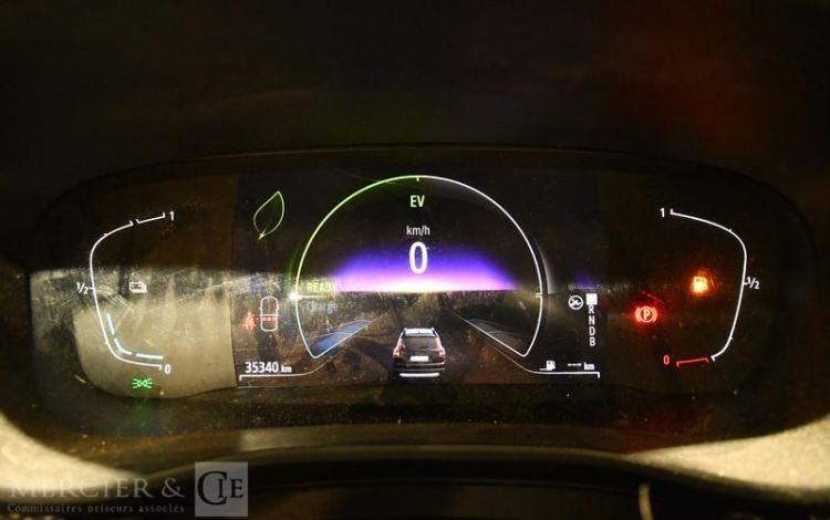 DACIA JOGGER EXPRESSION HYBRID 140 7PL NOIR GT-452-GA