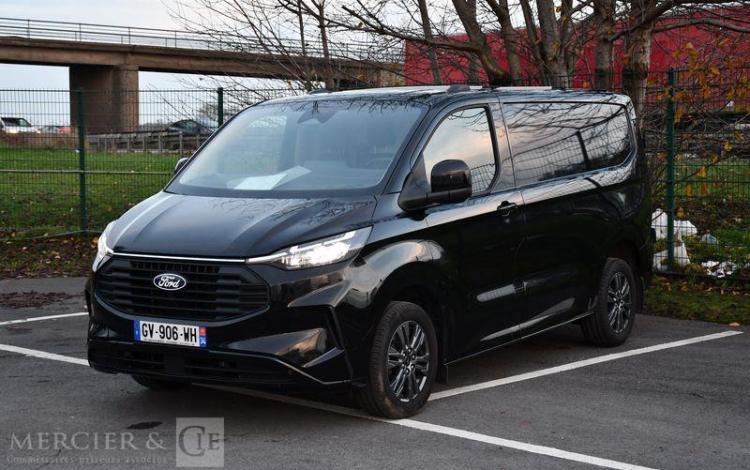 FORD CUSTOM D170 300 L1 LTDBA NOIR GV-906-WH