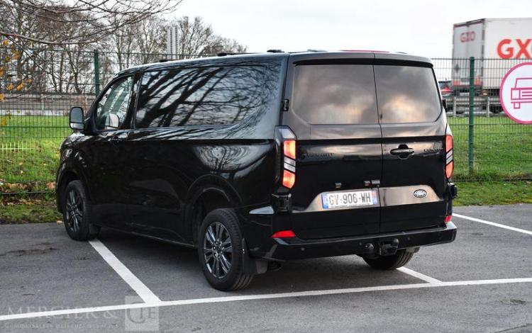 FORD CUSTOM D170 300 L1 LTDBA NOIR GV-906-WH