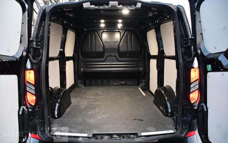 FORD CUSTOM D170 300 L1 LTDBA NOIR GV-906-WH