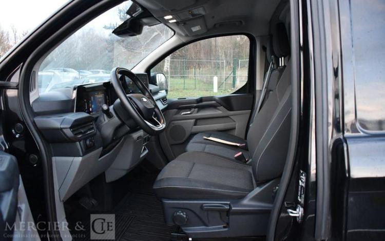 FORD CUSTOM D170 300 L1 LTDBA NOIR GV-906-WH