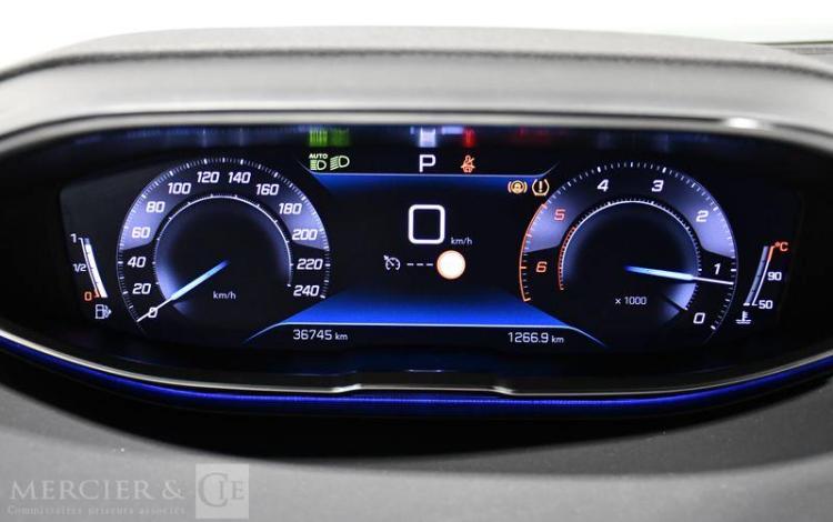 PEUGEOT 3008 1,5 BLUEHDI 130 FAP ALLURE PACK BVA GRIS GW-112-YW