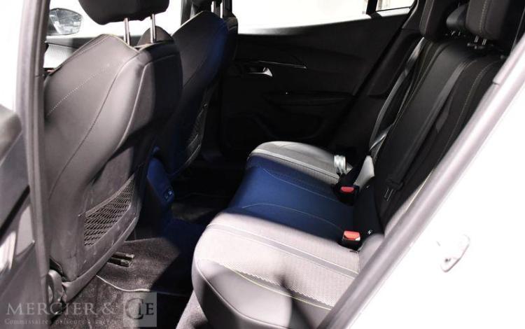 PEUGEOT 2008 GT PURETECH 130 BLANC GW-557-CT