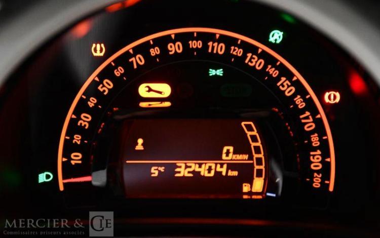 RENAULT TWINGO 1.0 SCE 65 EQUILIBRE NOIR GW-787-HK