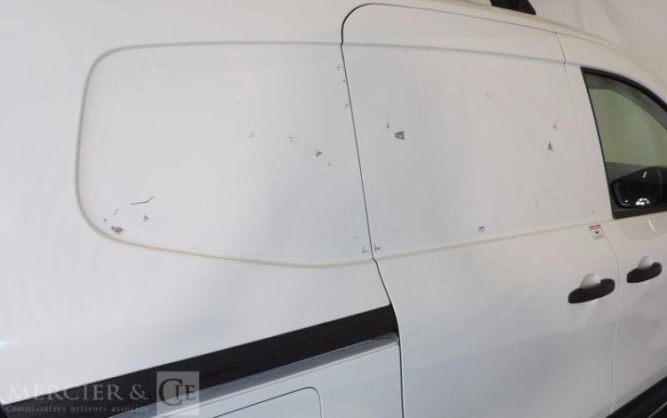 RENAULT KANGOO BLANC GW-825-SB